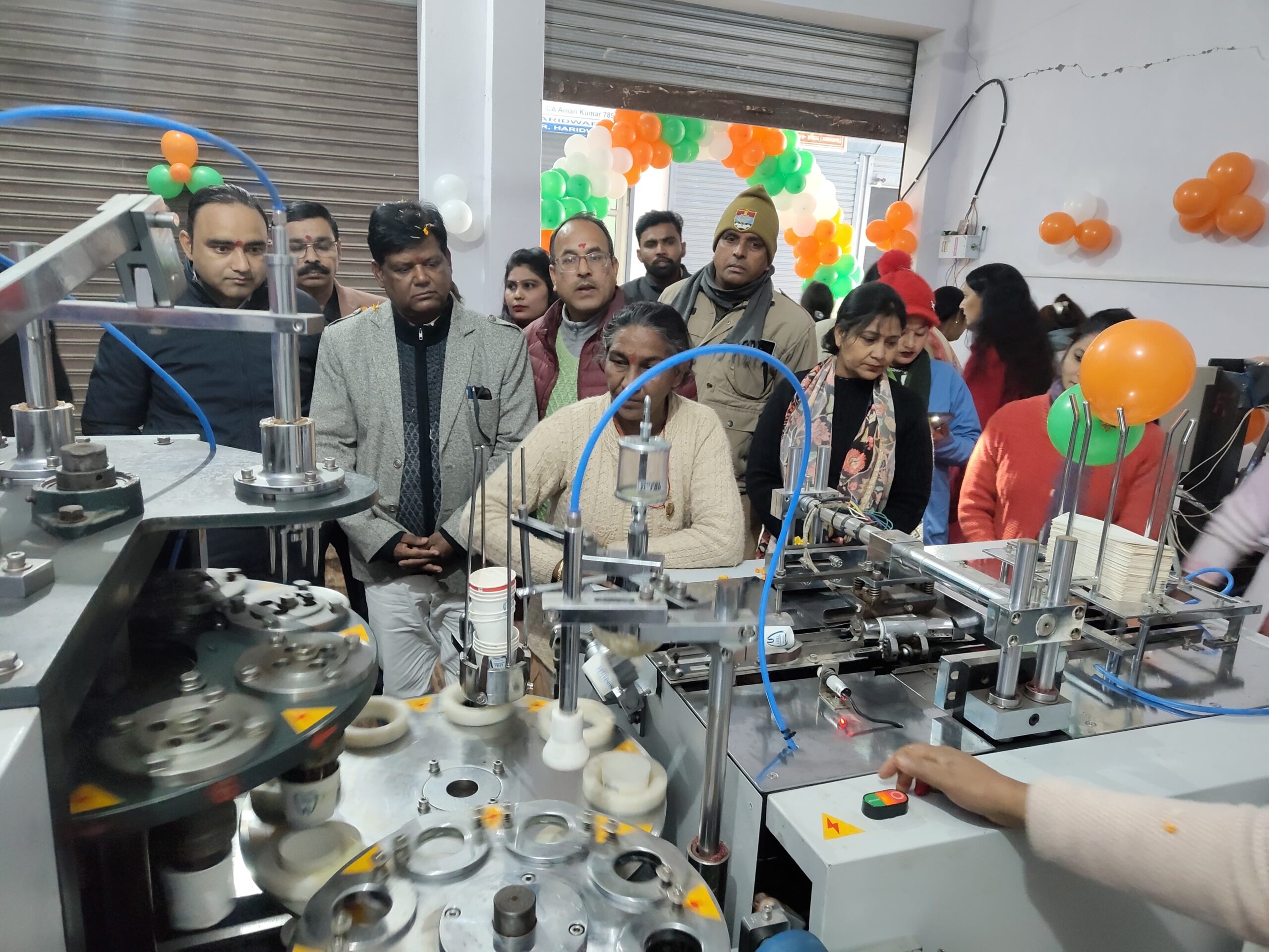 लक्सर ब्लॉक में स्वरोजगार की नई पहल: दोना-पत्तल एवं पेपर कप निर्माण इकाई का शुभारंभ