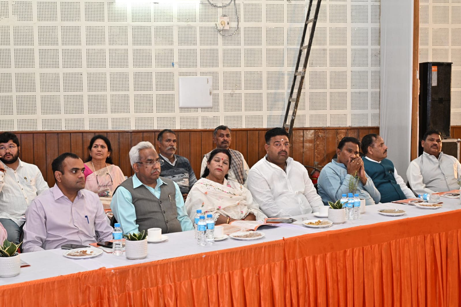 राज्य सरकार के चार वर्ष पूर्ण होने के अवसर पर जनपद में जन – जन की सरकार चार साल बेमिसाल कार्यक्रम भव्यता के साथ किया गया आयोजित