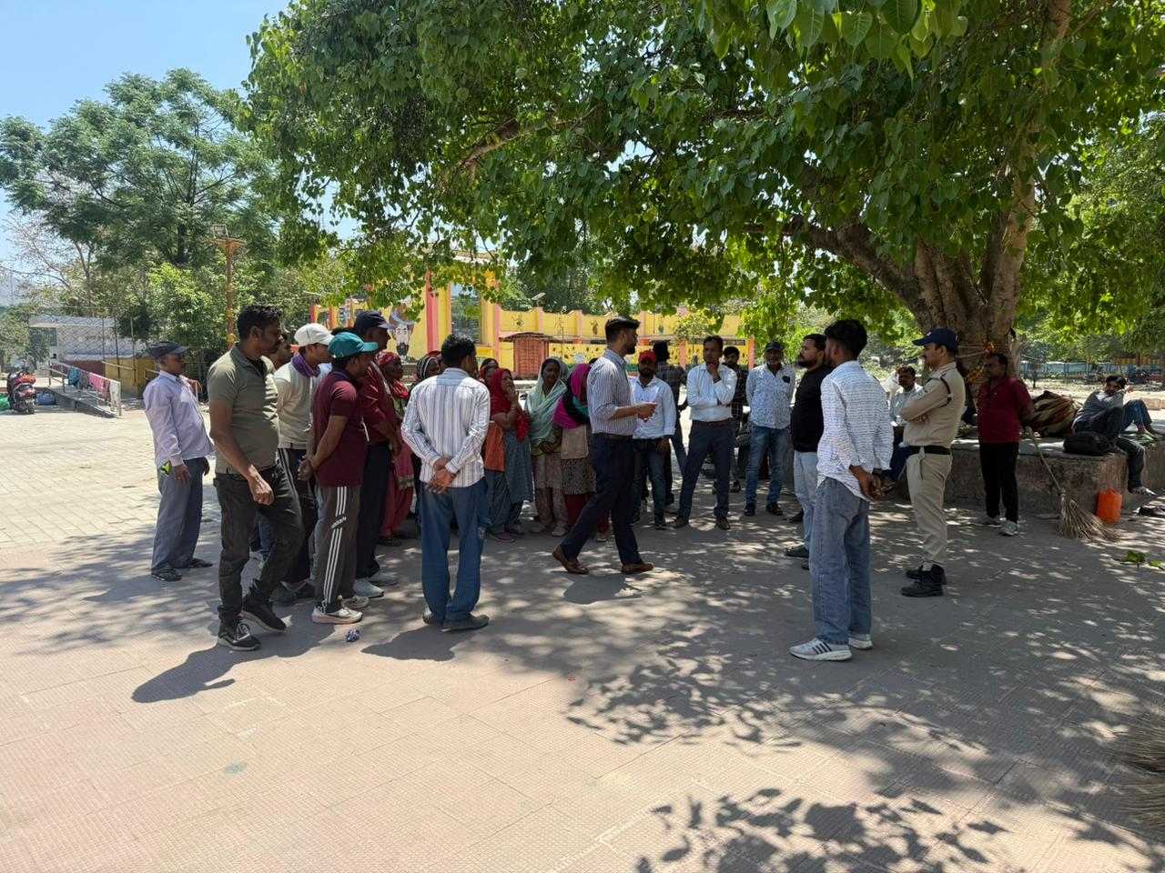 अतिक्रमण के विरुद्ध विशेष अभियान